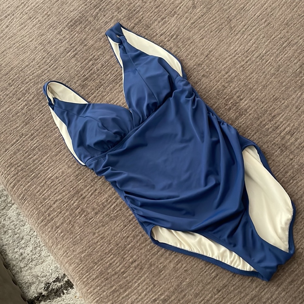 H&M Maternity One suit - Picture 4 of 7